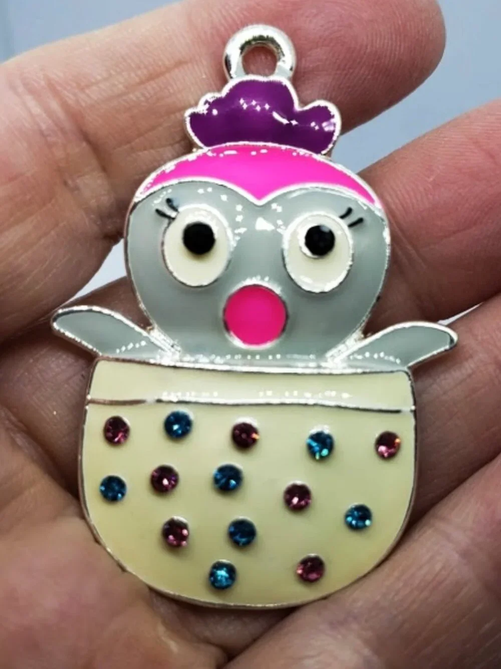 New rhinestone Hatchimal bird hatching out of egg pendant necklace, 17 inch